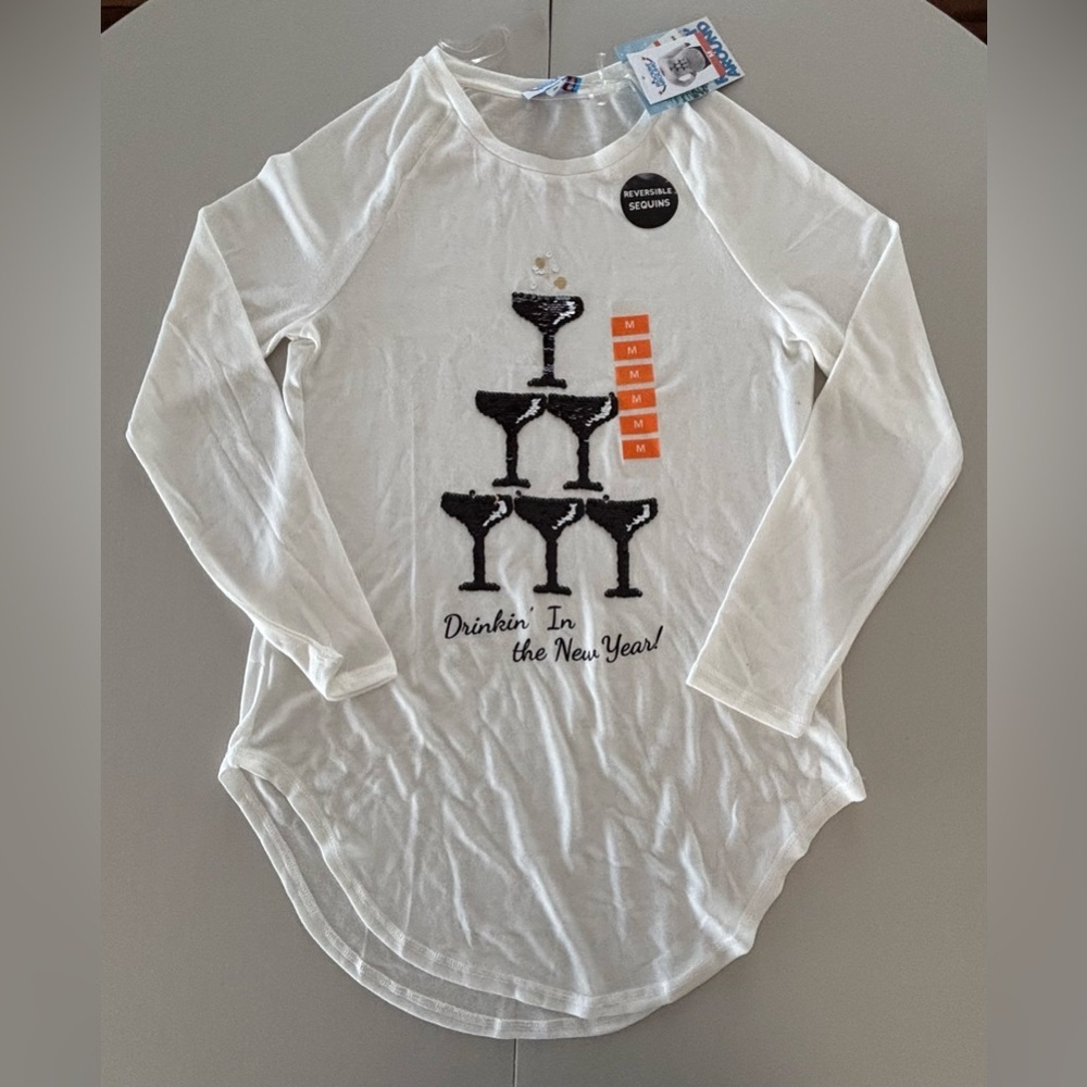 ROCKIN’ AROUND | ladies sequin New Years top. Size: M